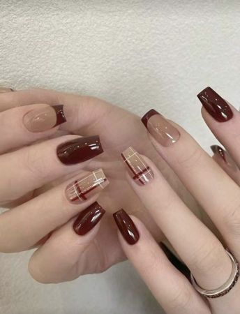 ناخن مصنوعی