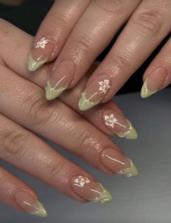 ناخن مصنوعی