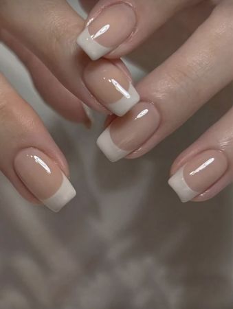 ناخن مصنوعی