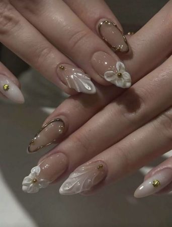 ناخن مصنوعی