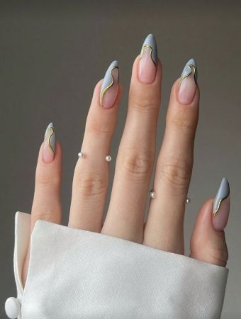 ناخن مصنوعی