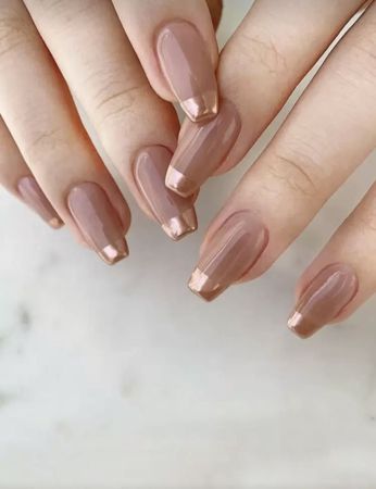 ناخن مصنوعی